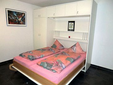 Ferienwohnung in Saas-Grund - Komfortables Schrankbett für 2 Personen