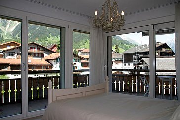 Ferienwohnung in Klosters - Schlafzimmer 1