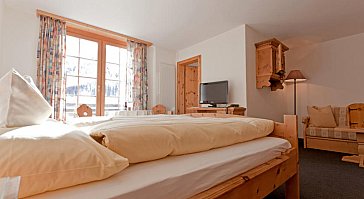 Ferienwohnung in Davos-Sertig - Hotelzimmer Walserhuus