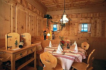 Ferienwohnung in Davos-Sertig - Lassen Sie sich verwöhnen im Restaurant Walserhuus