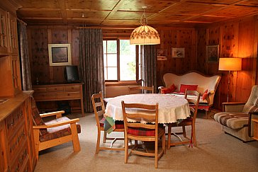 Ferienwohnung in Klosters - Wohnzimmer