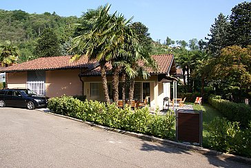 Ferienhaus in Porto Ceresio - Ansicht