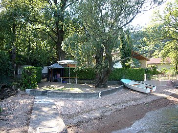 Ferienhaus in Porto Ceresio - Seegrundstück