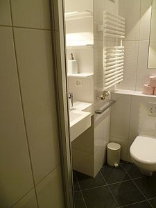 Ferienwohnung in Lenzerheide - Dusche/WC