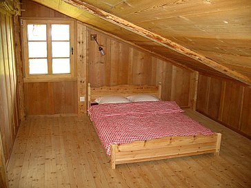 Ferienhaus in Grindelwald - Galerie mit Doppelbett