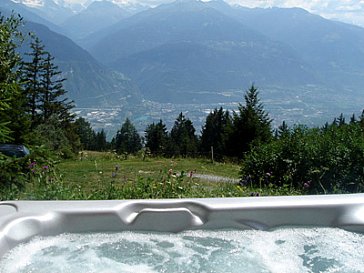 Ferienhaus in Crans Montana-Aminona - Open-Air Whirlpool