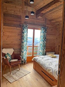 Ferienhaus in Crans Montana-Aminona - Doppelzimmer mit Balkon