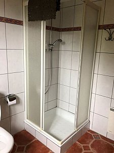 Ferienhaus in Crans Montana-Aminona - Badezimmer im EG