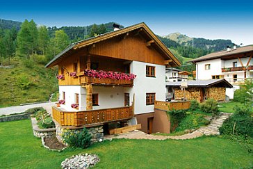 Ferienhaus in Lermoos - Ferienhaus Zugspitzgebiet im Sommer