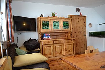 Ferienhaus in Obertauern - Sat-TV in der Hüttenstube