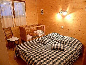 Ferienhaus in Le Grand Bornand - Blick in die Schlafzimmer