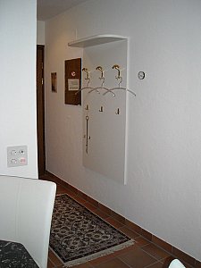 Ferienwohnung in Ascona - Garderobe