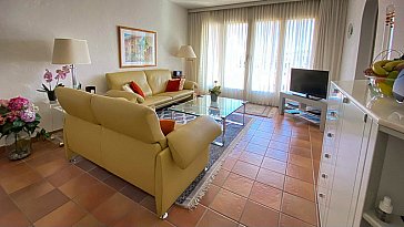 Ferienwohnung in Ascona - Wohnzimmer