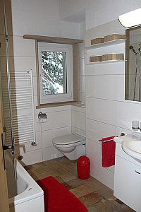 Ferienwohnung in Davos - Badezimmer