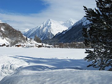 Ferienwohnung in Klosters - Aussicht vor dem Haus