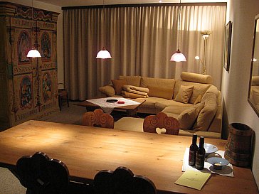 Ferienwohnung in Klosters - Gemütliche Abendbeleuchtung