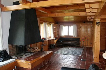 Ferienhaus in Axalp - Wohnzimmer im 1.Stock nördlicher Teil