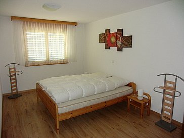 Ferienwohnung in Grächen - Schlafzimmer