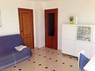 Ferienwohnung in Torrevieja - Die Weingläser für einen feinen Wein stehen bereit