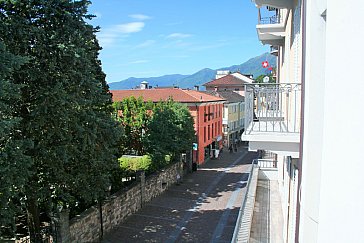 Ferienwohnung in Ascona - Blick in die via Borgo