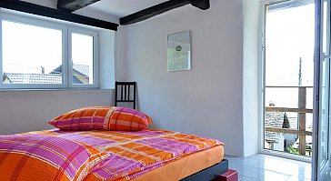 Ferienhaus in Brione sopra Minusio - Schlafzimmer