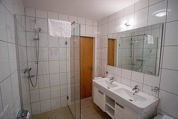 Ferienwohnung in St. Gallenkirch - Badezimmer