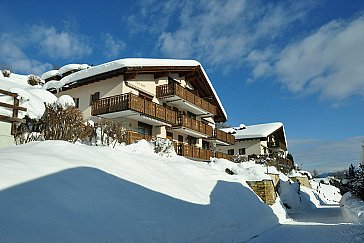 Ferienwohnung in Falera - Ferienwohnung Casa Ansiel in Falera (GR)