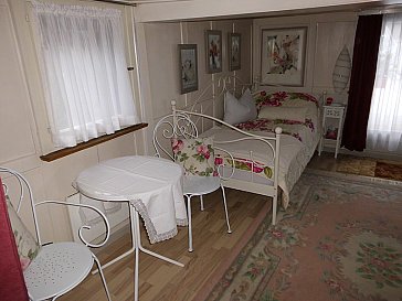 Ferienhaus in Schwanden - Schlafzimmer