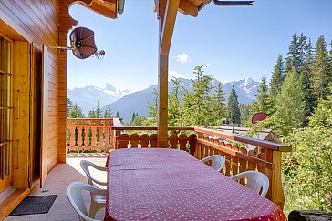 Ferienhaus in Les Collons - Terrasse