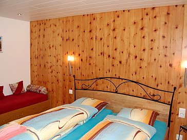 Ferienhaus in Riederalp - Blick in die Schlafzimmer