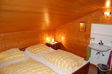 Ferienhaus in Saas-Grund - Blick in die Schlafzimmer