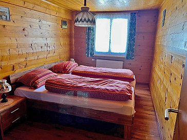 Ferienhaus in Saas-Grund - Blick in die Schlafzimmer