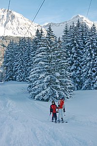 Ferienhaus in Valbella - Der Lift führt fast direkt am Haus vorbei