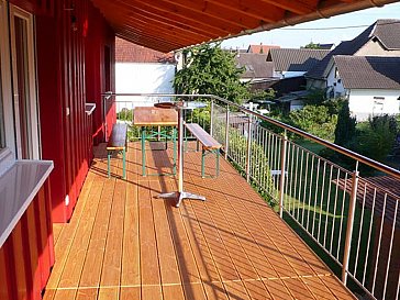 Ferienwohnung in Rheinhausen - Balkon OG