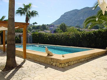 Ferienhaus in Dénia - Terrasse und Pool