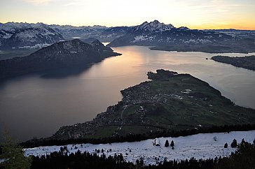 Ferienwohnung in Weggis - Aussicht von unserem Hausberg Rigi