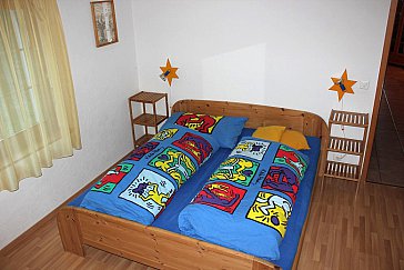 Ferienwohnung in Grächen - Elternschlafzimmer