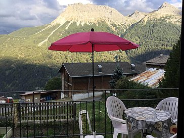 Ferienwohnung in Tschlin - Blick von der Terrasse