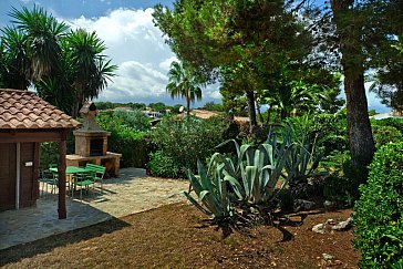 Ferienhaus in Porto Cristo-Cala Romàntica - Grillplatz im Garten