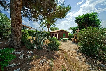 Ferienhaus in Porto Cristo-Cala Romàntica - Grillplatz im Garten