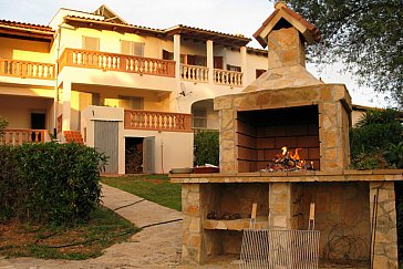 Ferienwohnung in Porto Cristo-Cala Romàntica - Garten mit gemauertem Grill zur Mitbenutzung