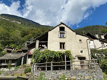 Ferienhaus in Linescio - Rustico Casa Chiara