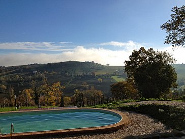 Ferienhaus in Cupramontana - Pool mit Blick in die Landschaft