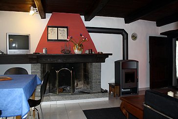 Ferienhaus in Linescio - Wohnzimmer