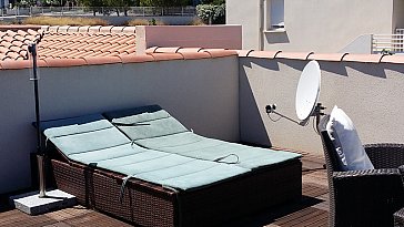 Ferienhaus in St. Pierre la Mer - Sonnenliegen Dachterrasse