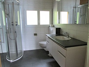 Ferienwohnung in Brienz - Dusche / WC