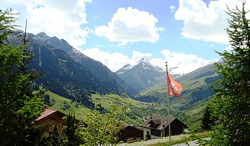 Ferienhaus in Lumbrein - Aussicht gegen Westen auf Péz Terri