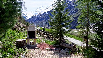 Ferienhaus in Zinal - Sitzplatz mit herrlicher Aussicht