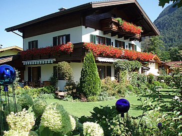 Ferienwohnung in Lofer-St. Martin - Unser Haus im Sommer