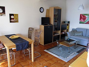 Ferienwohnung in Ronco sopra Ascona - Gemütliche Wohnstube